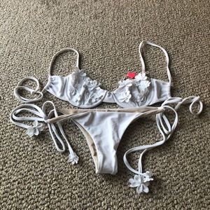 Lolli Swim White Floral String Bikini Small